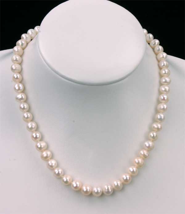 Süßwasser Zucht-Perlenkette -weiss- Länge 45cm