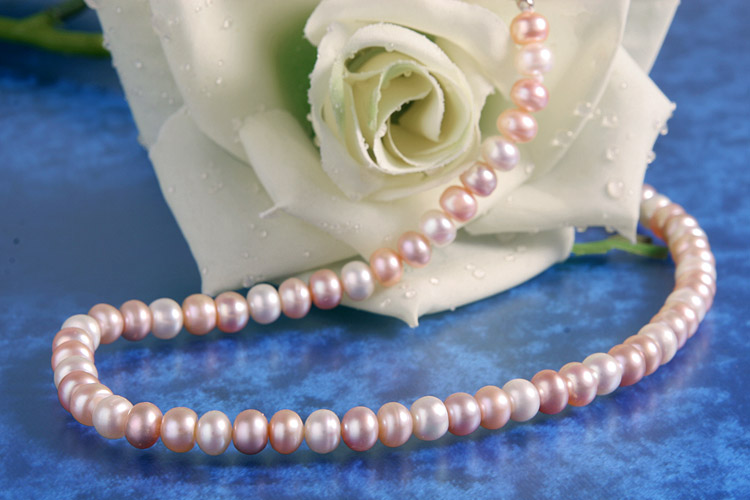 Perlenkette Super-Eng-Geknüpft Rainbow ca. 45cm K108