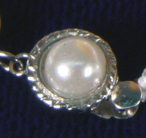 Perlenverschluß an Perlenkette K102
